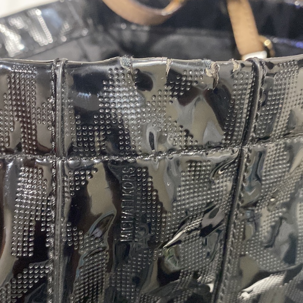 Michael Kors Purse - Picture 7 of 9